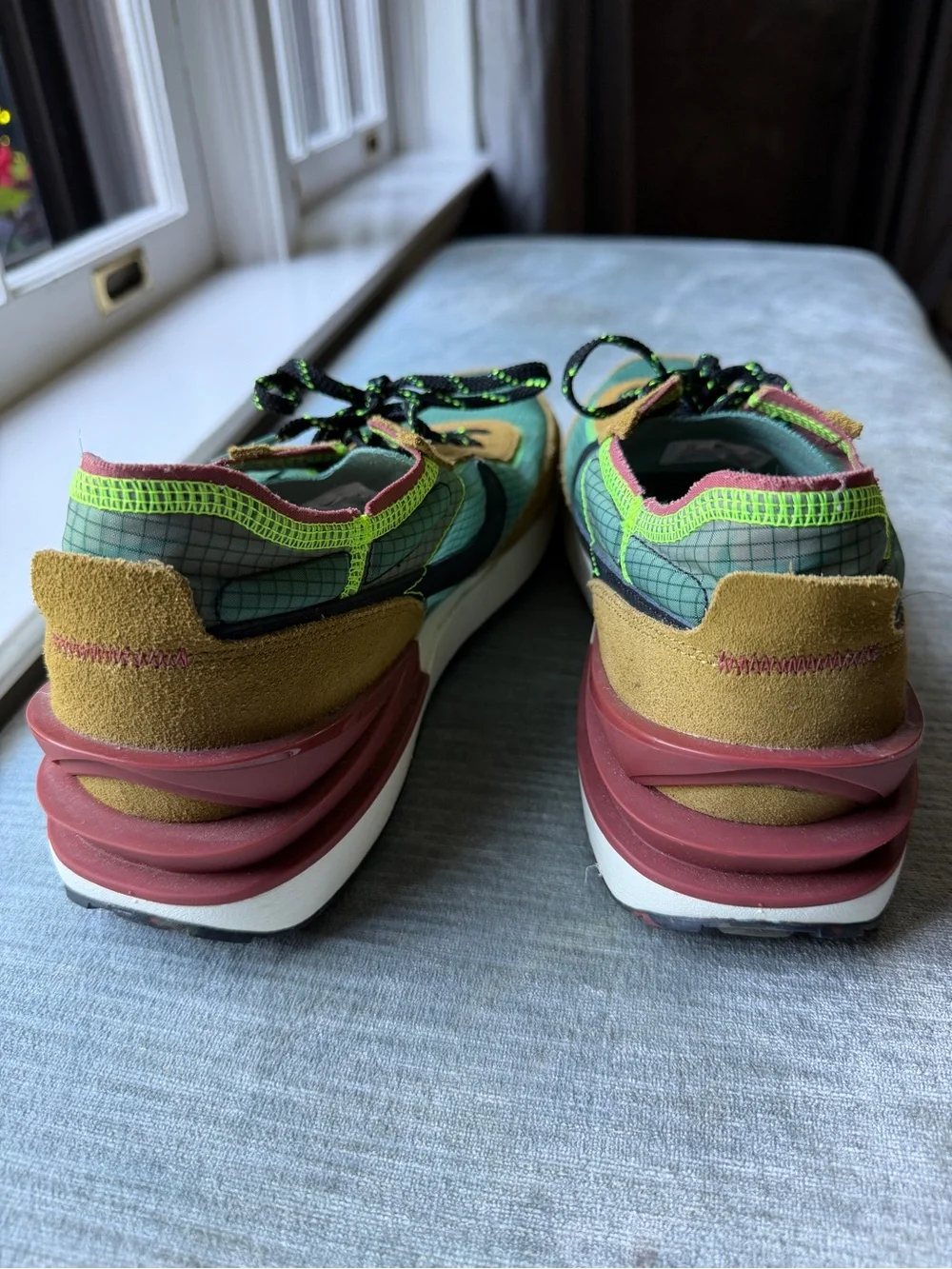 Men’s Nike Waffle One SE Golden Moss Camo Sole Sneakers - 13